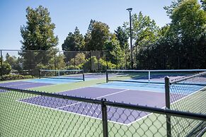 Claremont Resort & Club