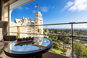 Claremont Resort & Club