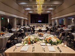 Claremont Resort & Club