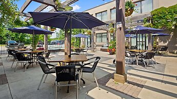 Best Western Brantford Hotel & Conference Centre