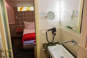 St Gotthard Hotel