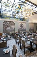 Hotel St Pétersbourg Opéra & Spa