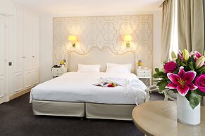 Hotel St Pétersbourg Opéra & Spa