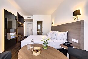 Melia Madrid Serrano