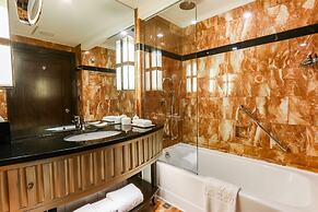 Diamond Hotel Philippines