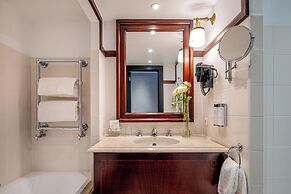 Hotel Barsey by Warwick