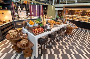 Hilton London Heathrow Airport Hotel
