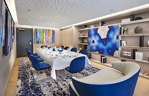 Hilton London Heathrow Airport Hotel