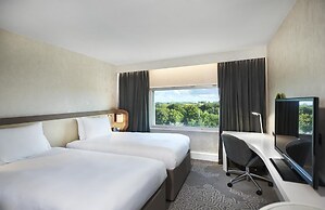 Hilton London Heathrow Airport Hotel
