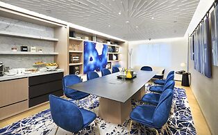 Hilton London Heathrow Airport Hotel