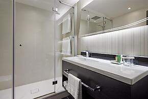 Hilton London Heathrow Airport Hotel