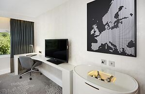Hilton London Heathrow Airport Hotel