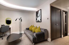 Hilton London Heathrow Airport Hotel