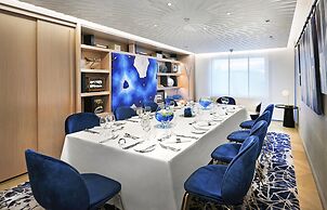 Hilton London Heathrow Airport Hotel