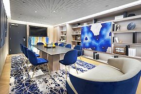 Hilton London Heathrow Airport Hotel