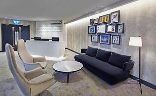 Hilton London Heathrow Airport Hotel