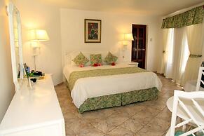 Negril Tree House Resort
