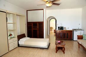 Negril Tree House Resort