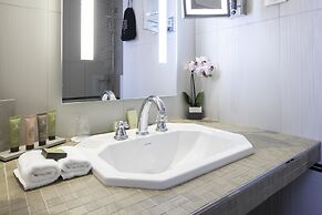 Hôtel Bradford Elysées – Astotel