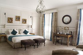Hôtel Bradford Elysées – Astotel