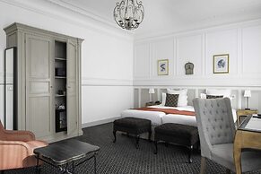 Hôtel Bradford Elysées – Astotel