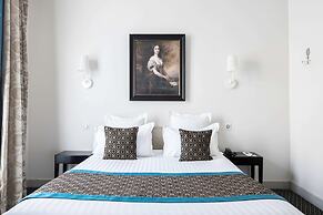 Hôtel Bradford Elysées – Astotel