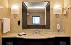 Beach Rotana