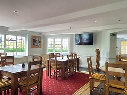 Shillingford Bridge Hotel