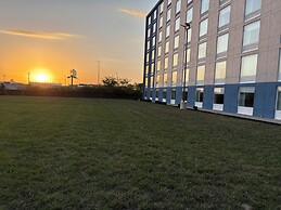 Delta Hotels by Marriott Indianapolis Airport