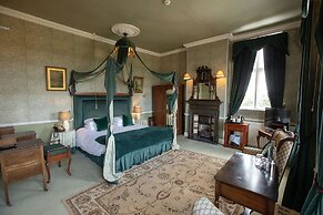 Grafton Manor