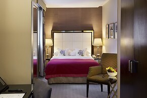 The Mandeville Hotel