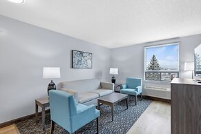 Emerald Hotel & Suites
