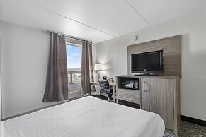 Emerald Hotel & Suites
