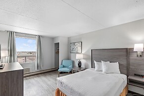Emerald Hotel & Suites