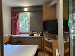 ibis Narbonne