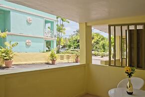 Dover Beach Hotel