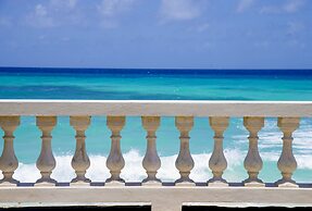 Dover Beach Hotel