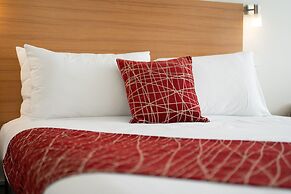 Admiralty Inn