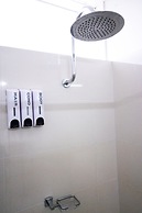 Admiralty Inn