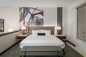 Hotel 43