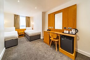 Central Park Hotel
