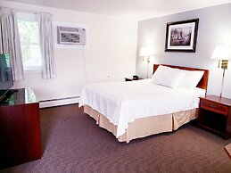 Moonlight Inn