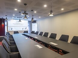 Mercure Paris Massy Gare TGV