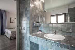 Amadeus Hotel