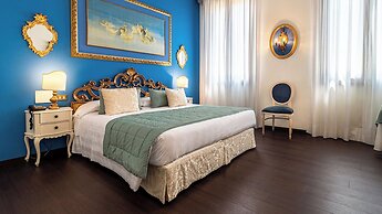 Amadeus Hotel