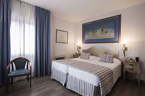 Amadeus Hotel