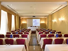 Amadeus Hotel