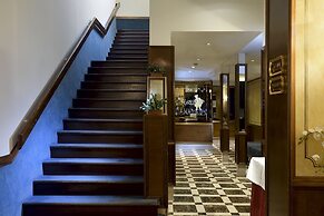 Amadeus Hotel