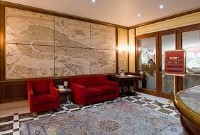 Amadeus Hotel