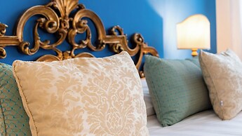 Amadeus Hotel